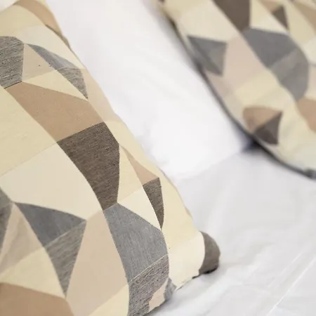 Gæstehus Giordano Center 3*