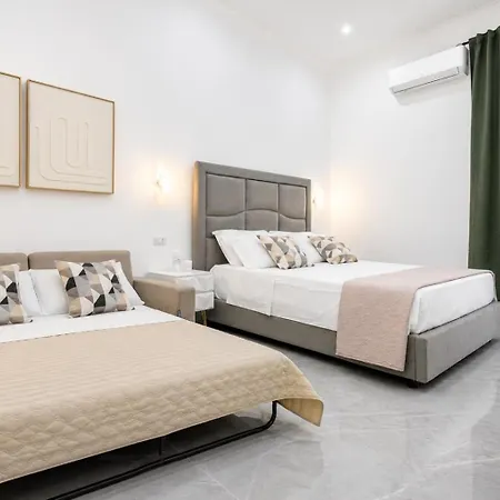 Konukevi Giordano Center 4*