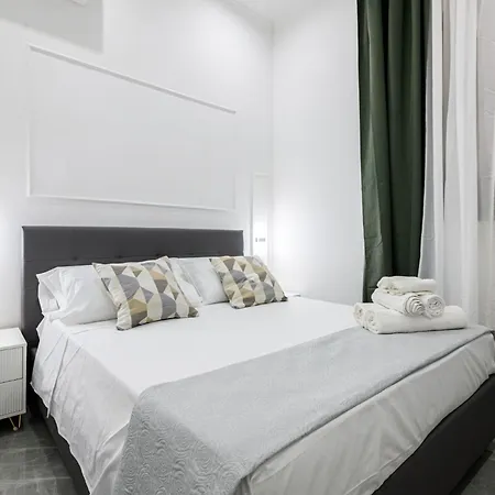 Giordano Center * Naples